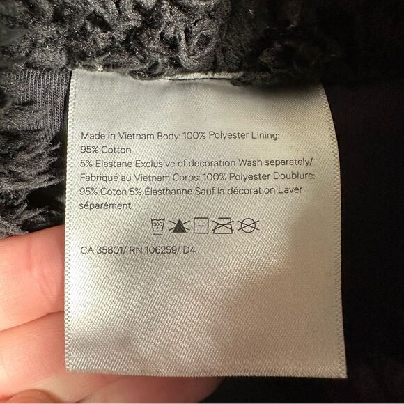 Lululemon Black Warm Restore Sherpa Pullover Sweater Size M/L Cozy Fuzzy Winter - Picture 10 of 16